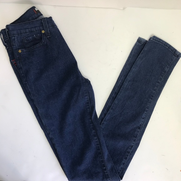 🆕BDG. High Rise Cigarette Jeans - Picture 4 of 7